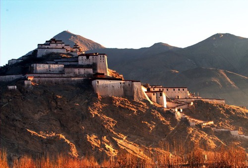 Gyangtze is a small town located in the Shigatse Prefecture, Tibet and it is where the film Red River Valley was shot.