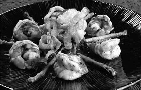 Stir-fried prawns with ji-zong mushrooms