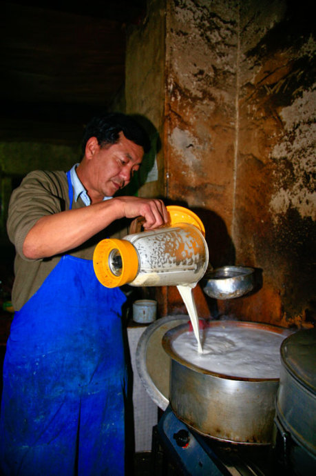 How to make traditional Tibetan sweet tea?