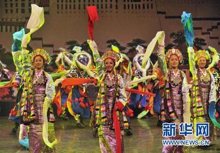 A song and dance performance entitled "Charm of Tibet" has highlighted Cultural Week in Spain.