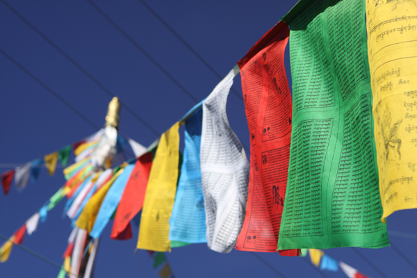 Sutra streamers in Kya Monastery,photo from Jan, China Tibet Online.