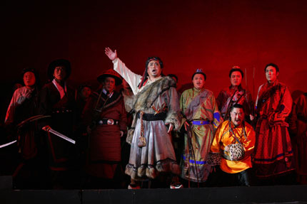 The original opera "Red River Valley," based on the namesake 1997 movie, tells the touching story of how Tibetan and Han people unite together to fight against foreign invaders.[Photo/Shanghai Daily]