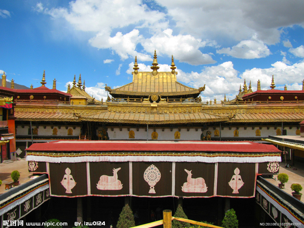 Jokhang Temple: The Jokhang Temple comes before the Lhasa city. [Photo/ nipic]