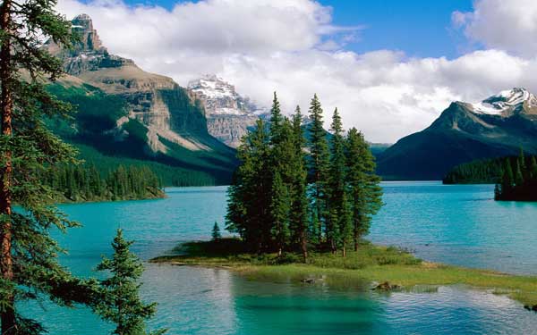 A view of Jiuzhaigou [Photo/Baidu]