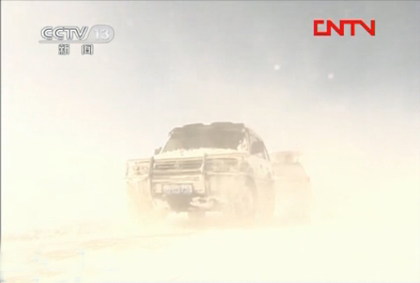 Continuous Heavy snow has caused road and communication interruption in some areas of Tibet.