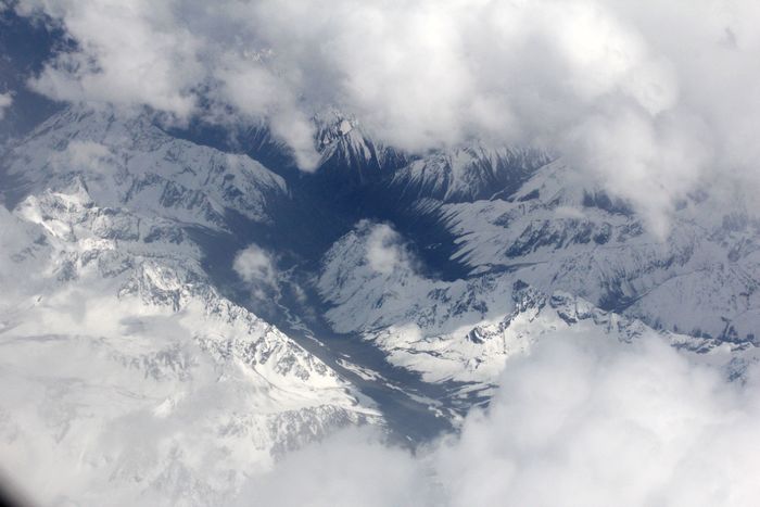 A bird's eye view of the Qinghai-Tibet Plateau, the world's highest plateau. [Wu Qinglan/China Tibet Online]