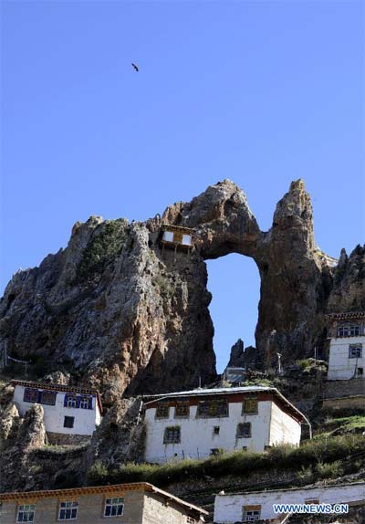 Photo taken on June 8, 2012 shows the Zezhol Monastery of the Tibetan Bon Religion at Dengqen County of Chamdo Prefecture, southwest China's Tibet Autonomous Region. [Photo/Xinhua]