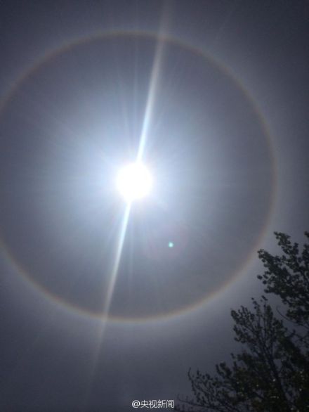 A solar halo occurs over the sky in Lhasa, capital