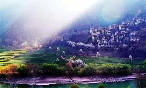 Danba Tibetan Village: the world's last Shangri-La