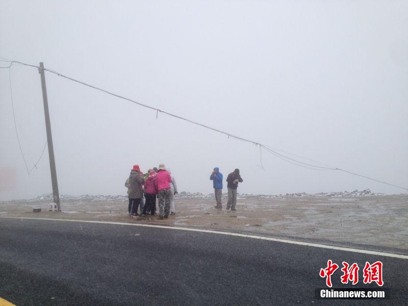 Ganzi Tibetan Autonomous Prefecture clad in summer snow