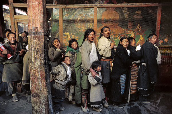 Tibet in 1985 through lens of French photographer